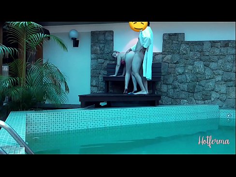 ❤️ Il capo invita la cameriera alla piscina, ma non poteva resistere a un caldo ❤️ Slutsal it.pornodil.ru ❌️
